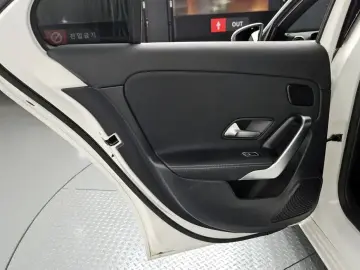 2021 Mercedes-Benz A-Класс с пробегом 21 716 км