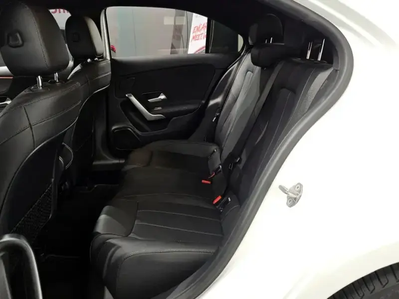 2021 Mercedes-Benz A-Класс с пробегом 21 716 км