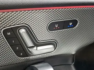 2021 Mercedes-Benz A-Класс с пробегом 21 716 км