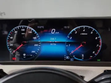 2022 Mercedes-Benz A-Класс с пробегом 50 736 км