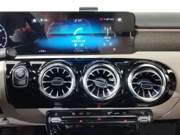 2022 Mercedes-Benz A-Класс с пробегом 50 736 км
