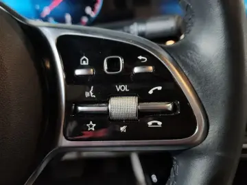 2022 Mercedes-Benz A-Класс с пробегом 50 736 км