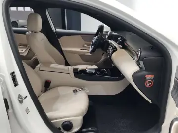 2022 Mercedes-Benz A-Класс с пробегом 50 736 км