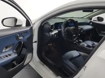 2019 Mercedes-Benz A-Класс с пробегом 63 928 км