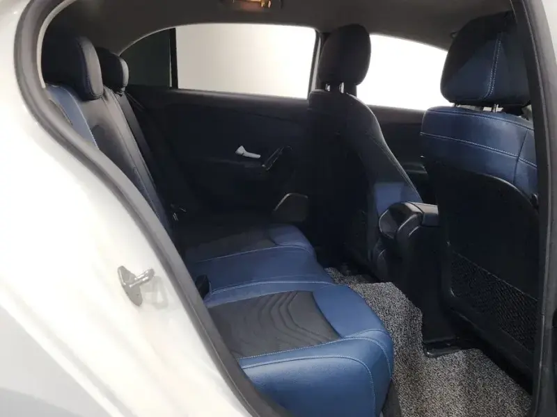 2019 Mercedes-Benz A-Класс с пробегом 63 928 км