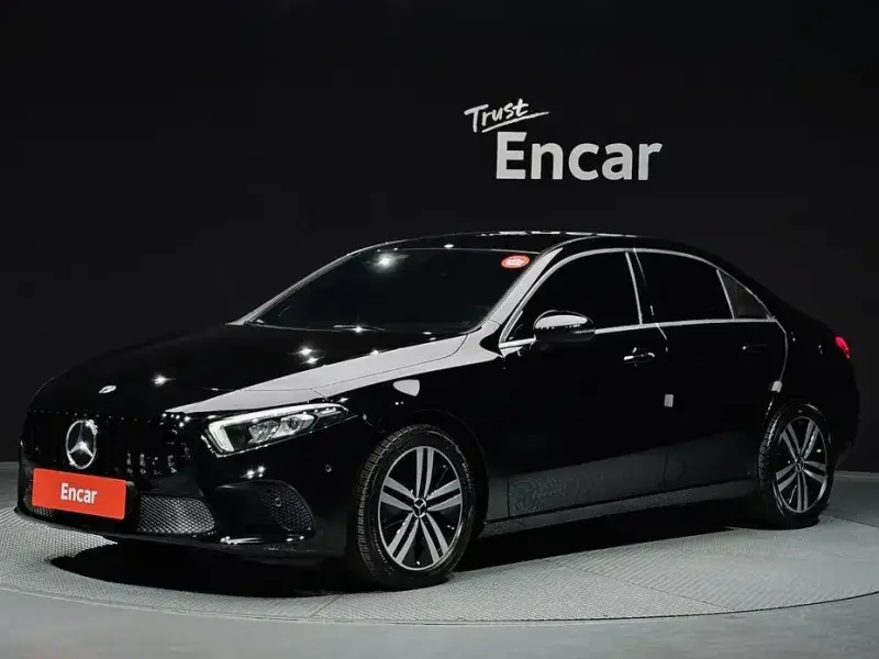 2021 Mercedes-Benz A-Класс с пробегом 33 896 км