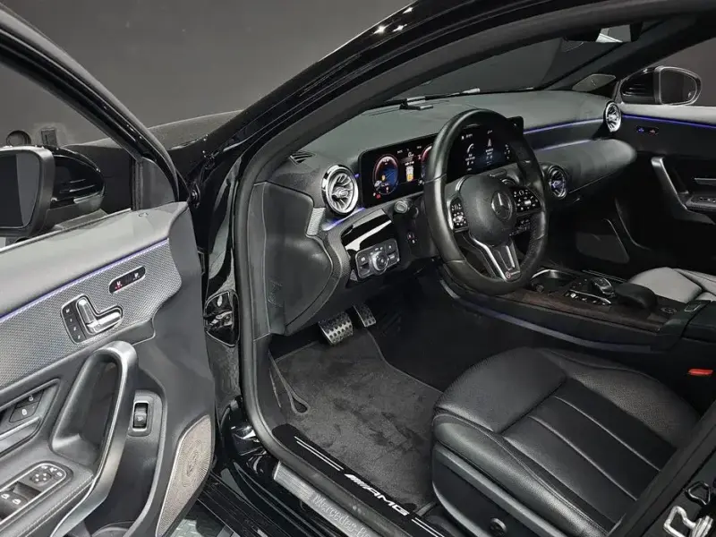 2021 Mercedes-Benz A-Класс с пробегом 33 896 км