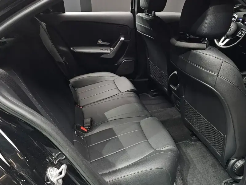 2021 Mercedes-Benz A-Класс с пробегом 33 896 км