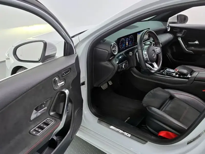 2021 Mercedes-Benz A-Класс с пробегом 65 826 км
