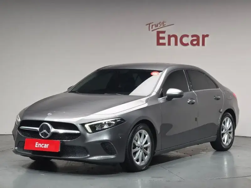 2020 Mercedes-Benz A-Класс с пробегом 42 368 км