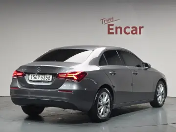 2020 Mercedes-Benz A-Класс с пробегом 42 368 км
