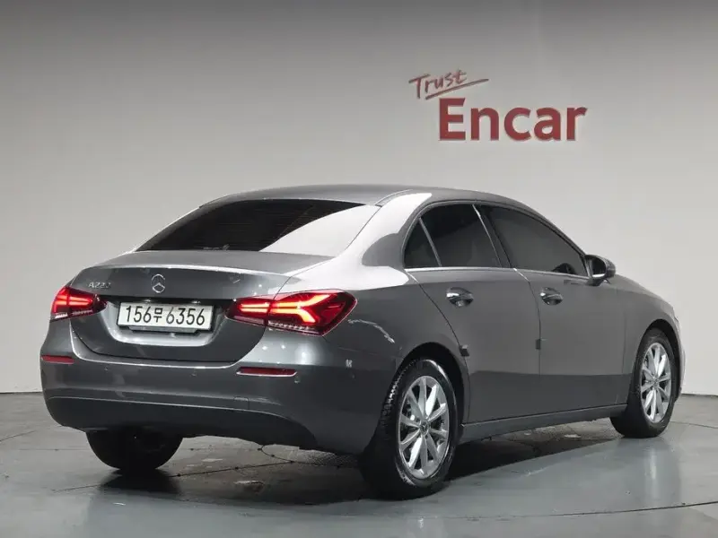 2020 Mercedes-Benz A-Класс с пробегом 42 368 км
