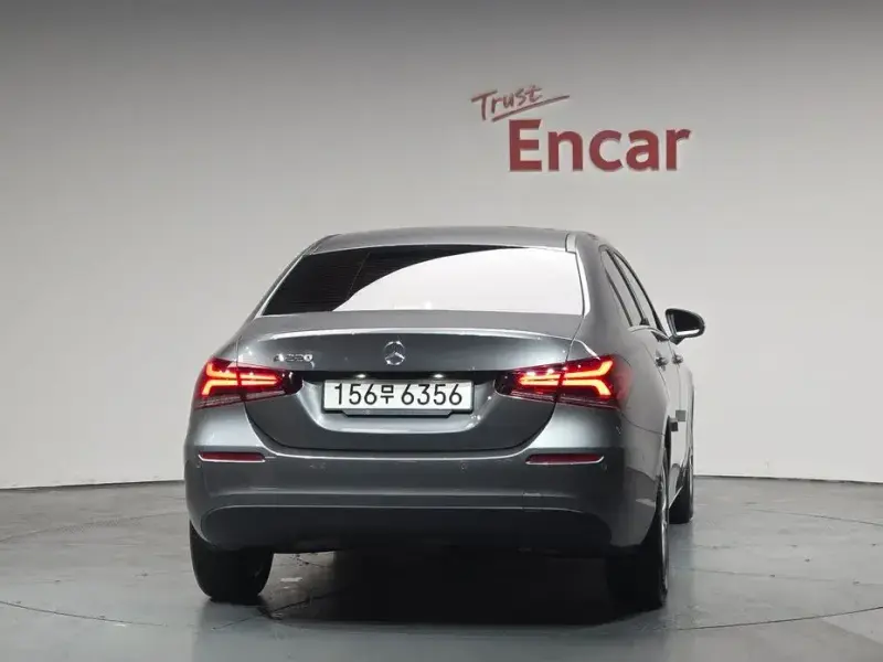 2020 Mercedes-Benz A-Класс с пробегом 42 368 км