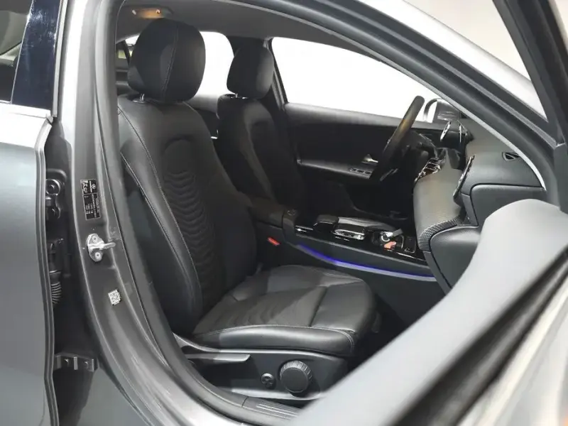 2020 Mercedes-Benz A-Класс с пробегом 42 368 км
