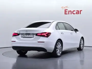 2020 Mercedes-Benz A-Класс с пробегом 57 955 км