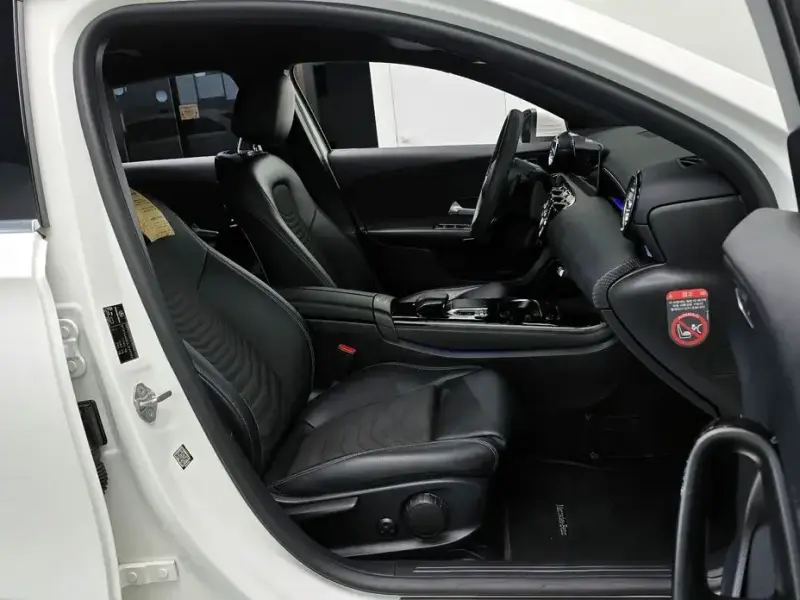 2020 Mercedes-Benz A-Класс с пробегом 57 955 км