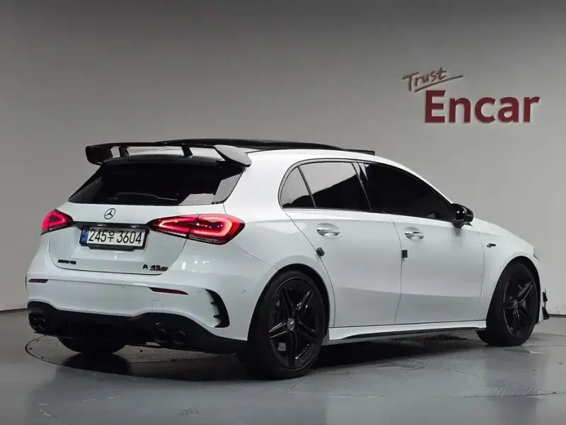 2021 Mercedes-Benz A-Класс с пробегом 54 548 км