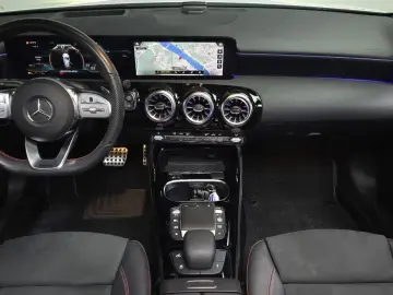 2021 Mercedes-Benz A-Класс с пробегом 54 548 км