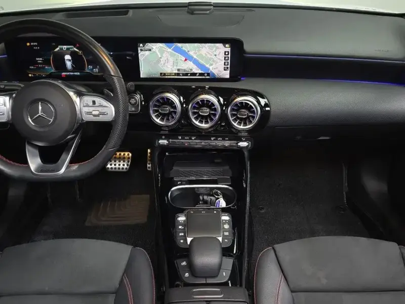 2021 Mercedes-Benz A-Класс с пробегом 54 548 км