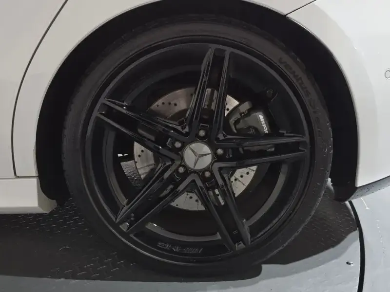2021 Mercedes-Benz A-Класс с пробегом 54 548 км