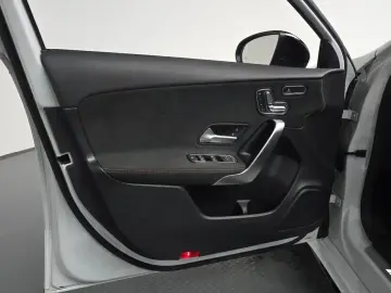 2021 Mercedes-Benz A-Класс с пробегом 54 548 км