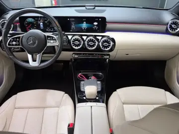 2021 Mercedes-Benz A-Класс с пробегом 76 200 км