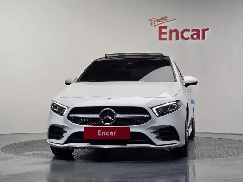 2022 Mercedes-Benz A-Класс с пробегом 53 915 км
