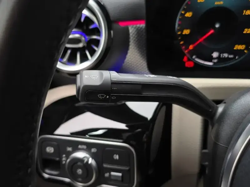 2021 Mercedes-Benz A-Класс с пробегом 76 200 км
