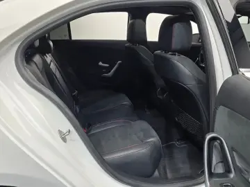 2022 Mercedes-Benz A-Класс с пробегом 53 915 км