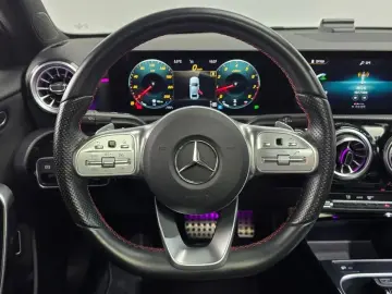 2022 Mercedes-Benz A-Класс с пробегом 53 915 км