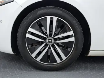 2021 Mercedes-Benz A-Класс с пробегом 45 929 км