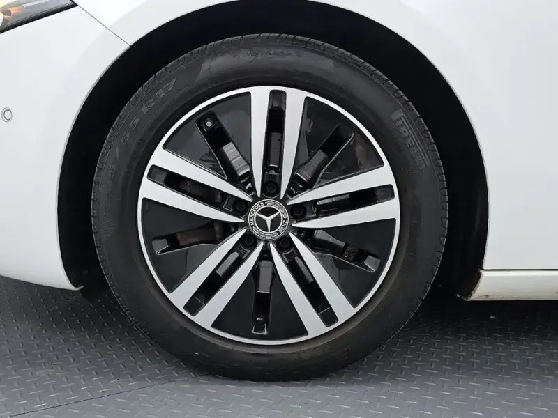 2021 Mercedes-Benz A-Класс с пробегом 45 929 км