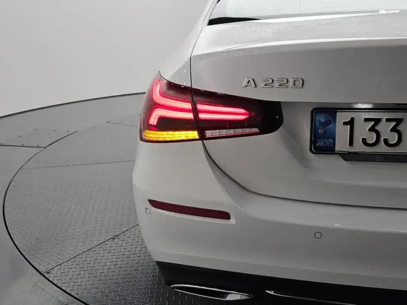 2021 Mercedes-Benz A-Класс с пробегом 45 929 км