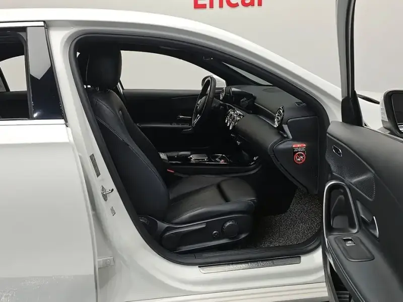 2021 Mercedes-Benz A-Класс с пробегом 45 929 км