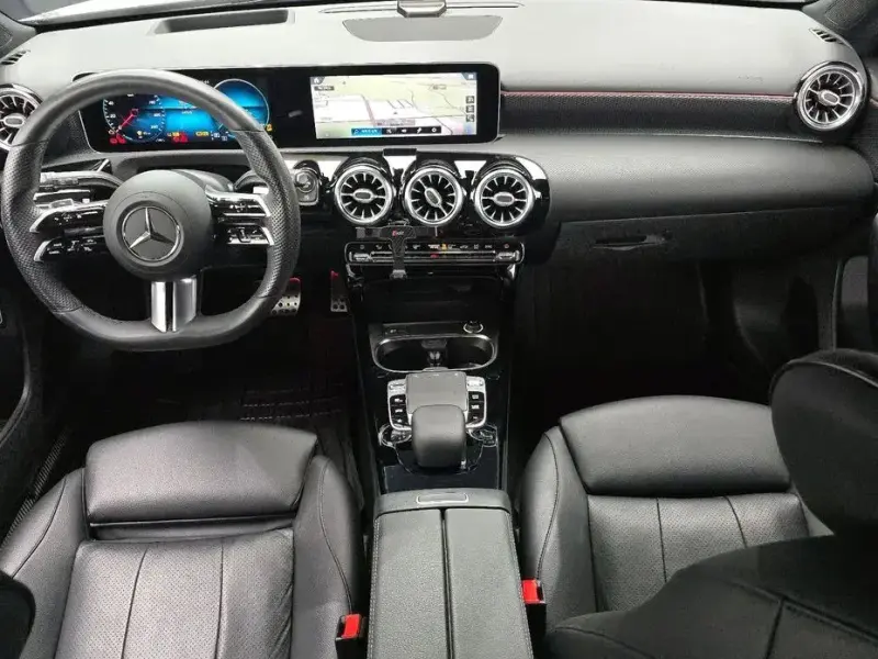 2020 Mercedes-Benz A-Класс с пробегом 66 543 км