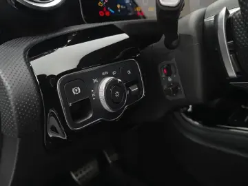 2020 Mercedes-Benz A-Класс с пробегом 66 543 км