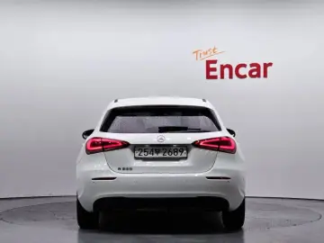 2019 Mercedes-Benz A-Класс с пробегом 56 600 км
