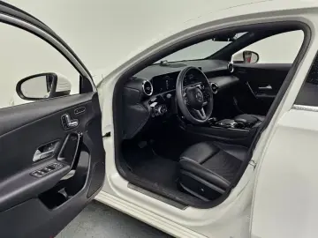 2019 Mercedes-Benz A-Класс с пробегом 56 600 км