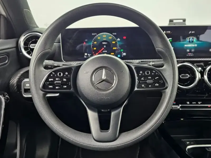 2019 Mercedes-Benz A-Класс с пробегом 56 600 км