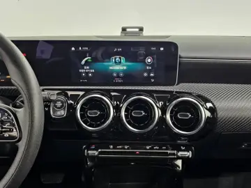 2019 Mercedes-Benz A-Класс с пробегом 56 600 км