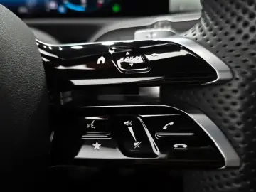 2020 Mercedes-Benz A-Класс с пробегом 66 543 км