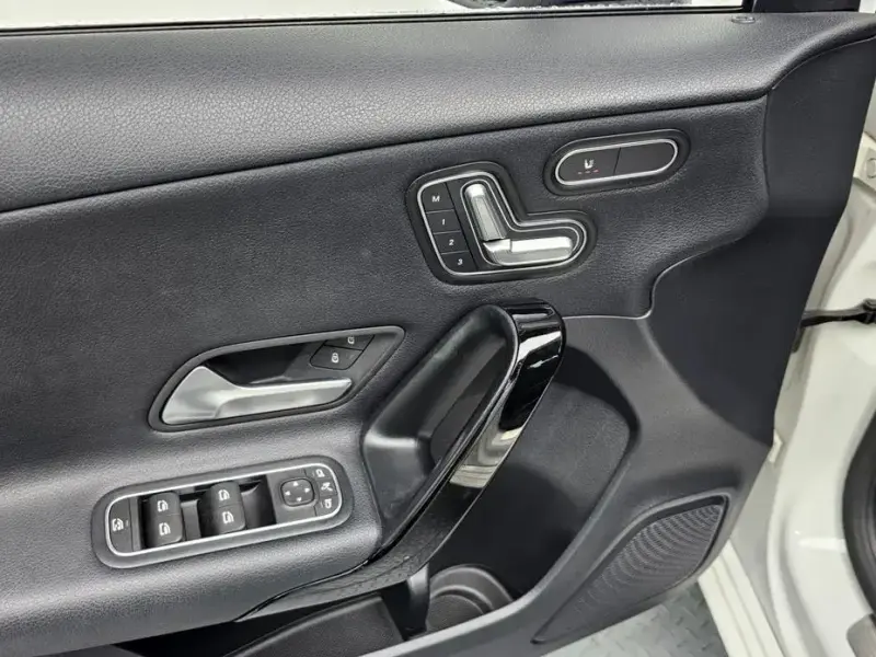 2019 Mercedes-Benz A-Класс с пробегом 56 600 км