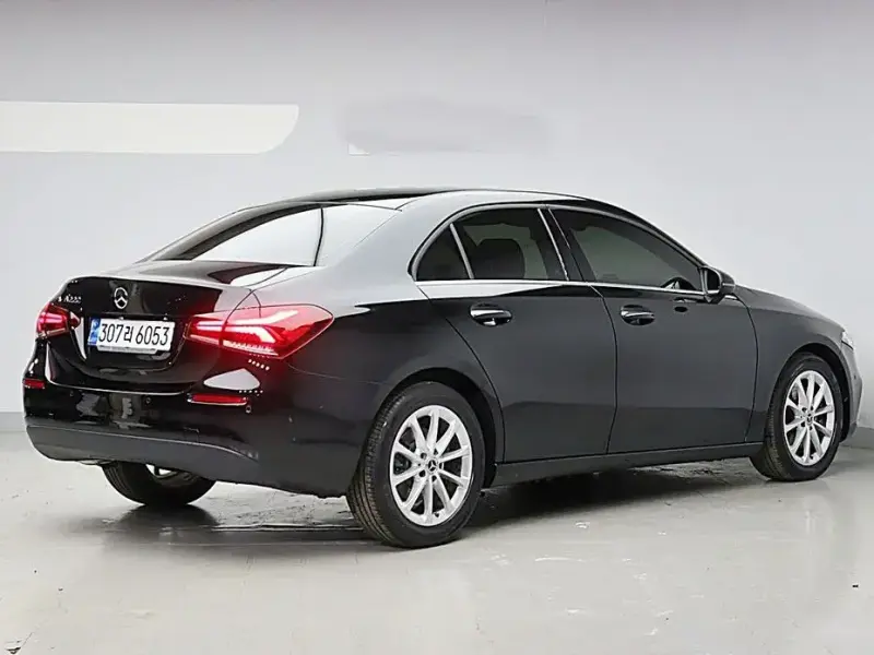 2020 Mercedes-Benz A-Класс с пробегом 99 479 км