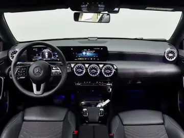 2020 Mercedes-Benz A-Класс с пробегом 99 479 км