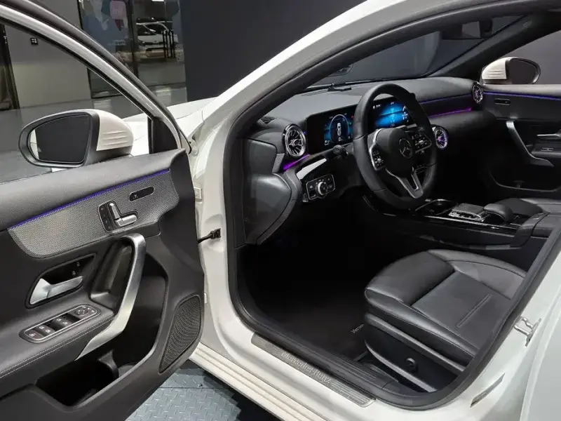 2020 Mercedes-Benz A-Класс с пробегом 53 292 км
