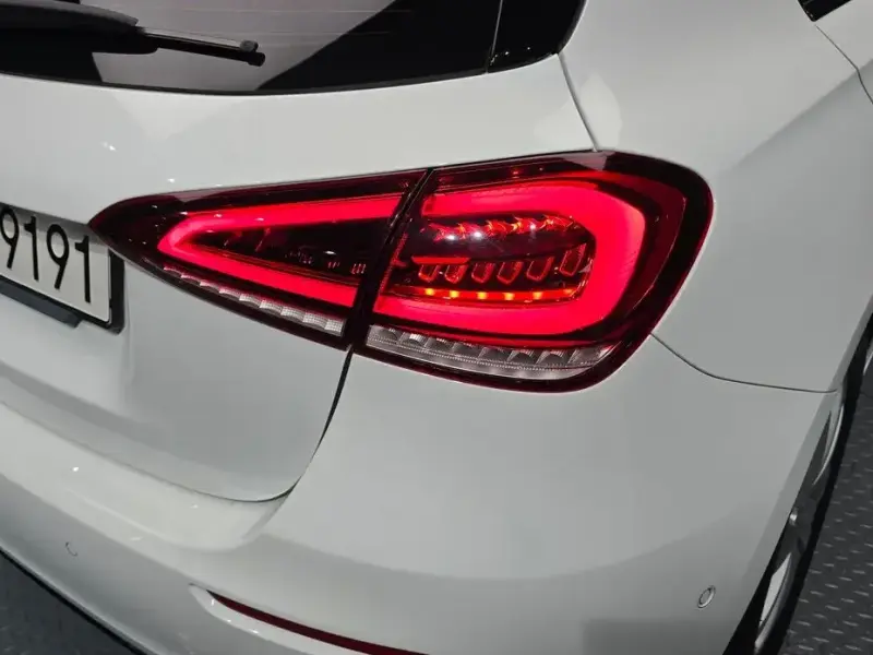 2020 Mercedes-Benz A-Класс с пробегом 53 292 км