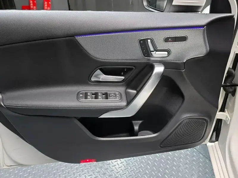 2020 Mercedes-Benz A-Класс с пробегом 53 292 км