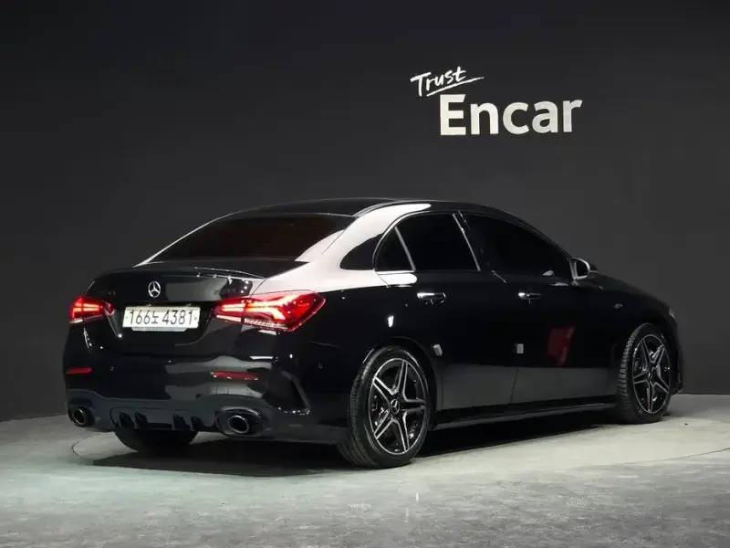 2022 Mercedes-Benz A-Класс с пробегом 45 884 км