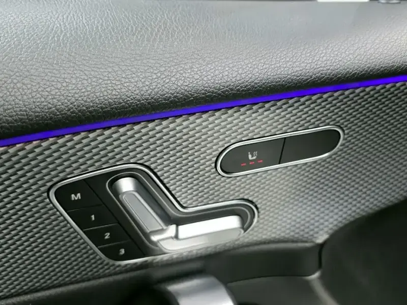 2020 Mercedes-Benz A-Класс с пробегом 53 292 км