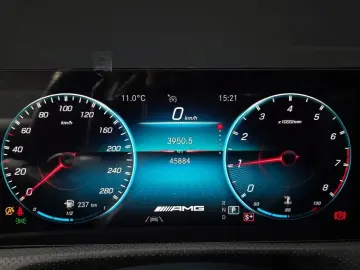 2022 Mercedes-Benz A-Класс с пробегом 45 884 км